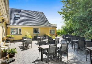 512 m² House ∙ 10 bedrooms ∙ 20 guests in Skive Municipality