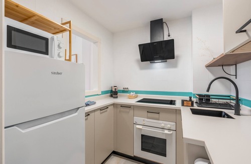 Cenes de la Vega Apartment | Apartment 'Luminoso Y Acogedor' with Mountain View, Wi-Fi and Air Conditioning