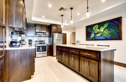 San Pedro Condo | BEACHFRONT! 1BR/1.5BA Condo at Grand Caribe! Expansive Views. Great Location!