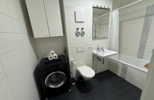Ebersberg District Apartment | Modern garden apartment near the trade fair and Munich Airport