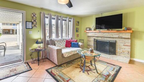 < 1/2 Mi to Beach Access + Pier: OBX Getaway in Kill Devil Hills