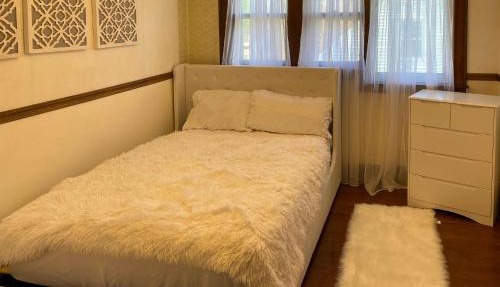 1 Mi to Downtown Dubuque! Spacious Home in Dubuque