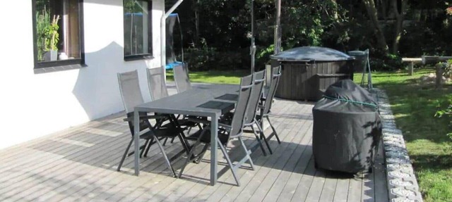 1546 Hundested - Uglevej 5 in Hundested