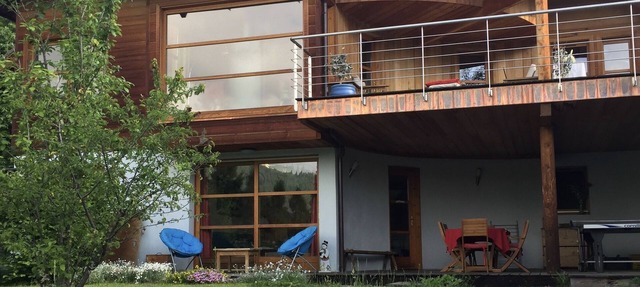Apartment "Charmant dans Chalet" with Mountain View, Private Terrace & Wi-Fi in Briançon