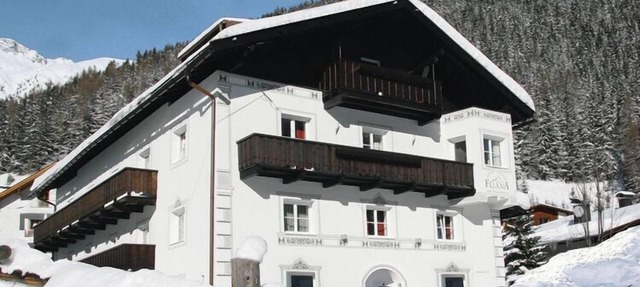 Apartment in Ischgl with parking space in Ischgl-Mathon