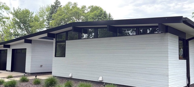 Architect-Designed Modern Home in University Heights, minutes walk from Kinnick in Iowa City