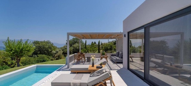 Baron Suite —Cavalier suites in Nikiana