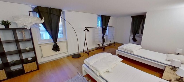 Basic Stay with Full Kitchen near Zurich in Dietikon