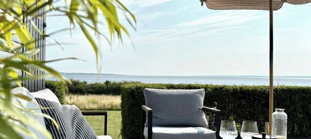 Beach villa overlooking South Funen Archipelago in Faaborg