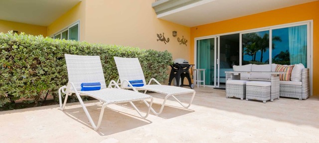 Beachfront - Garden Delight Studio - E125-1 in Eagle Beach