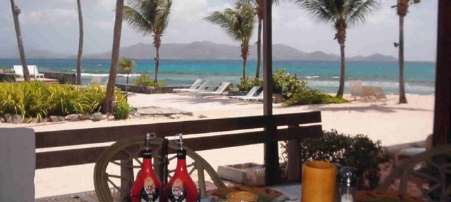 Beautiful Oceanfront Condo in St Thomas