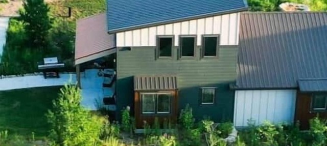 Bluffside Gardens Maple Series Unit 7B - Pet Friendly in Decorah