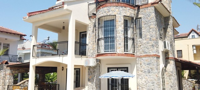 Calis Beach - Beautiful 4 bedroom villa with private pool and WiFi in Fethiye
