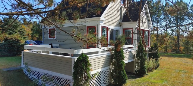 Chalet Escapade Orford - Great golf and ski escape 5 minutes from Mont-Orford in Orford