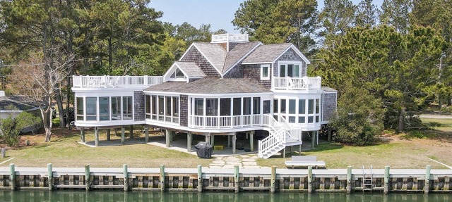 Charlotte's Morning Sun | Luxury Oyster Bay Waterfront w/Unobstructed Views, Screened Porch & Dock in Chincoteague Island