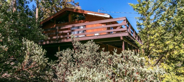 Charming Hot Tub Cabin in Idyllwild-Pine Cove