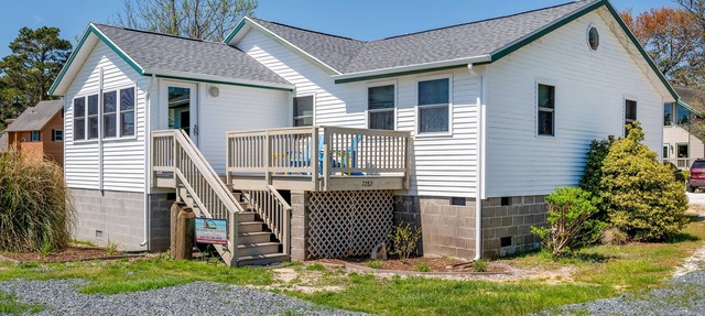 Charming island cottage by Seaside Vacations & Sales in Chincoteague Island
