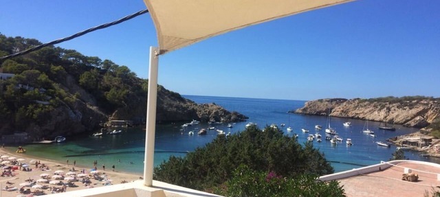 Charming villa with sea view- next to the beach-Ideal for couples and families in Cala -Vadella