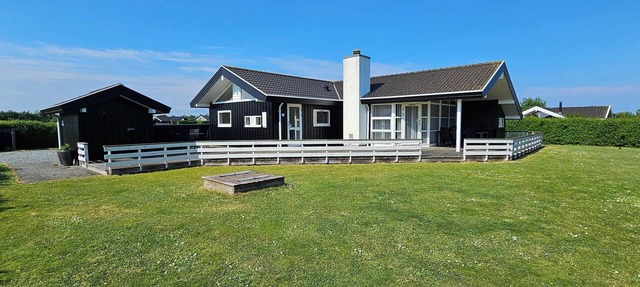 Cozy and modern holiday home with all equipment in Sydals