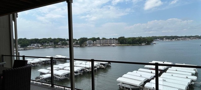 Direct Lakeside View, 5 bed, 2.5 bath Condo at Bridges Bay in Arnolds Park
