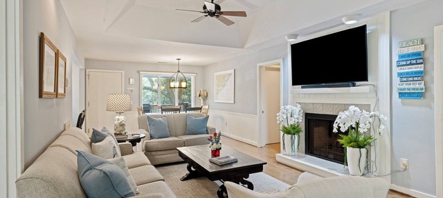 Great Kiawah Night Heron Cottage, Closest to Beach! Bring your Pup! in Kiawah Island