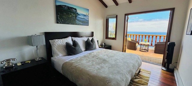 Hamilton Cove ocean front luxury Villa Spectacular Views w/electric cart in Avalon