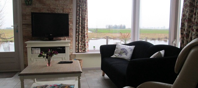 House, with great views over water and farmland, 10 min to Amsterdam in Broek in Waterland