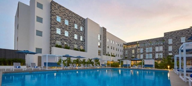 Ideal Stopover Suite w/Kitchenette & Breakfast l Near Central Cancún Sights in Moon Palace