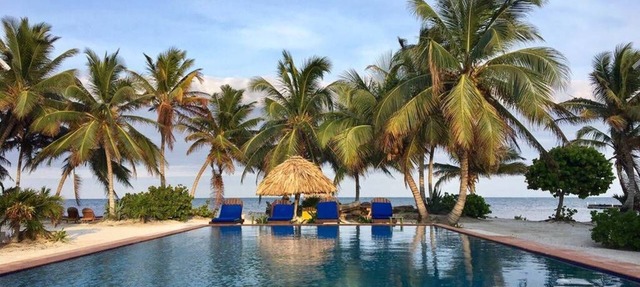 Oceanfront 3Bd/3Bth Home w/Blue Skies, Emerald Seas, Warm Winds & Coconut Trees in San Pedro