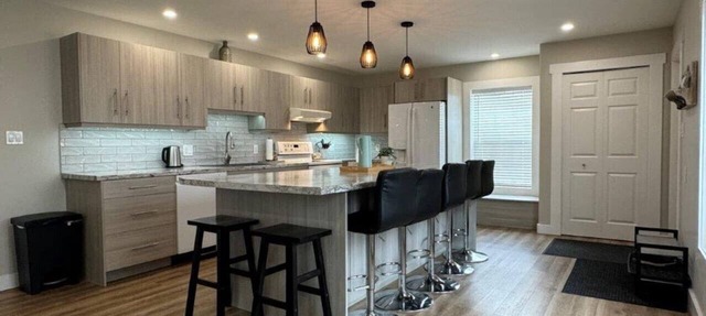 Oceanfront w/Sauna, Beach Access & Ocean Views in Summerside