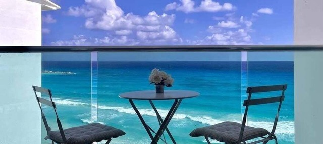 Oceanview Studio, Beach Club & 2 Pools | Cancun in CancÃºn