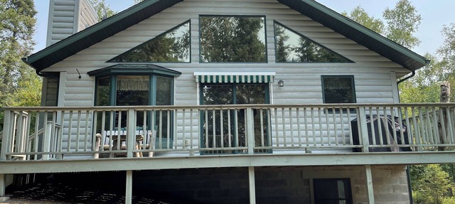 Private cabin on pristine lake with prize fishing! in Nevis