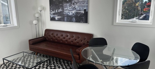 Private Upper Level Suite with Separate Entrance in Vancouver