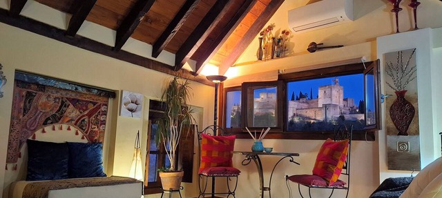 Spacious Attic Penthouse with Terrace and Full Views of the Alhambra in Granada