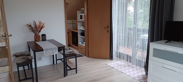 Studio 'Kampenwand' with Mountain View, Balcony and Wi-Fi in Bad Endorf