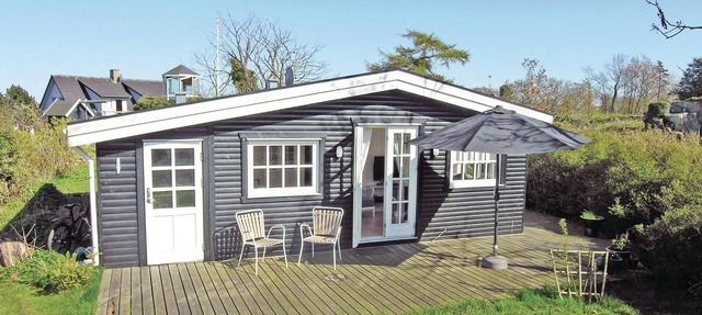 Stunning home in Allinge with WiFi in Allinge