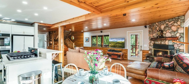 The Chalet at North Star Ranch - Secluded 40 Acres in Whitefish