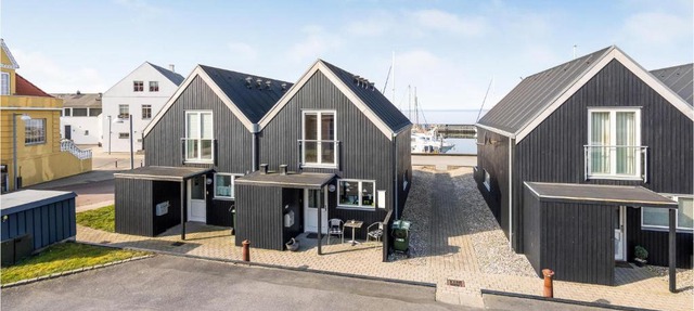 Two-Bedroom Holiday Home In Tranekar in Tranekær