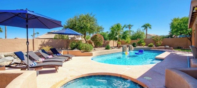 Upscale Phoenix Abode: Walk to South Mountain Park in Phoenix