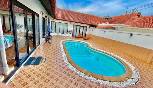 Villa KEWALYN in Chalong