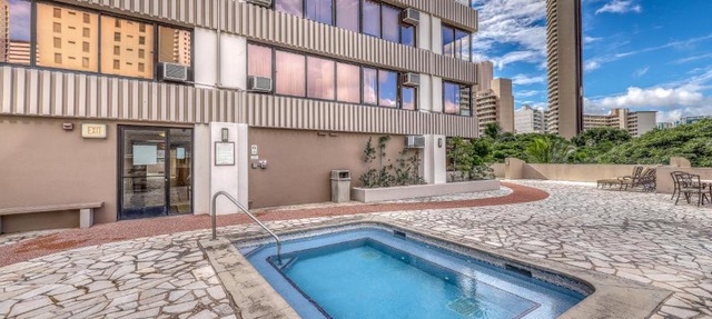 Windsor Waikiki in Honolulu