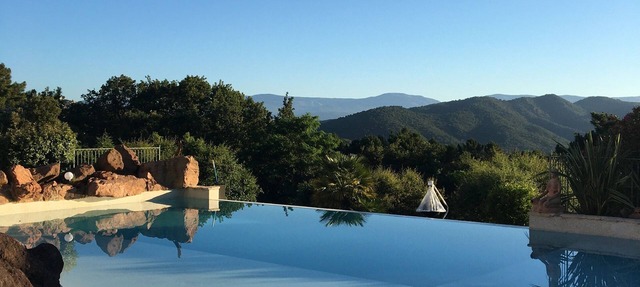Your apartment in an exceptional villa in Fréjus