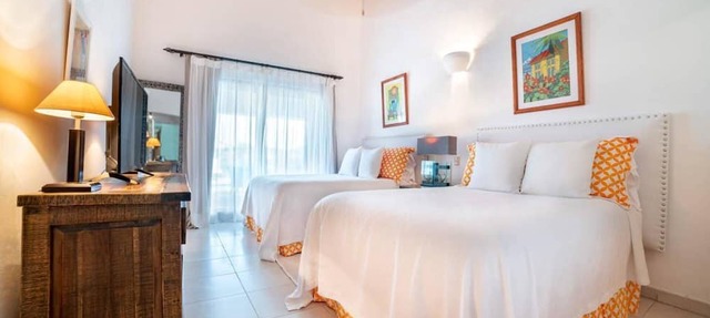 Los Lagos 19 - Sleeps 10 - Butler - Pool/hot Tub in La Romana